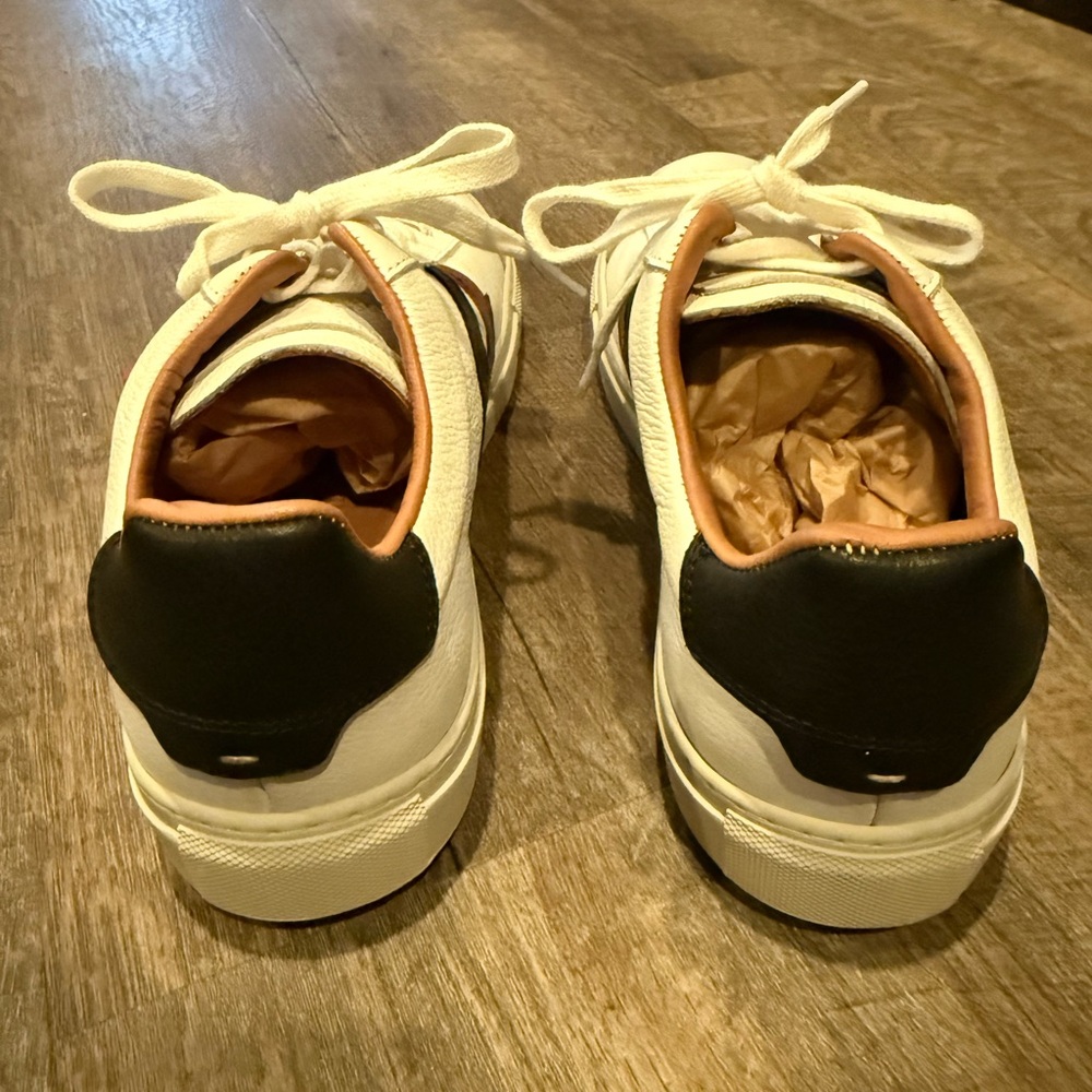 BRAND NEW UNWORN Allen Edmonds White Courtside Leather Sneaker w/Black & Brown - Picture 6 of 6